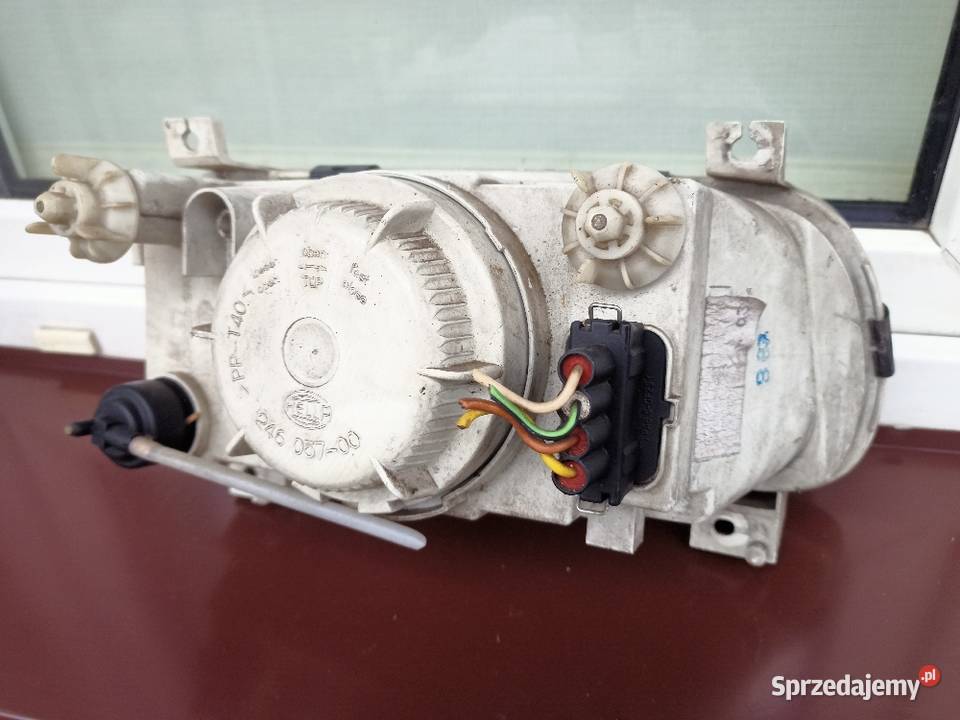 Skoda Felicia lampa przednia lewa reflektor osobowe łódzkie Sieradz sprzedam