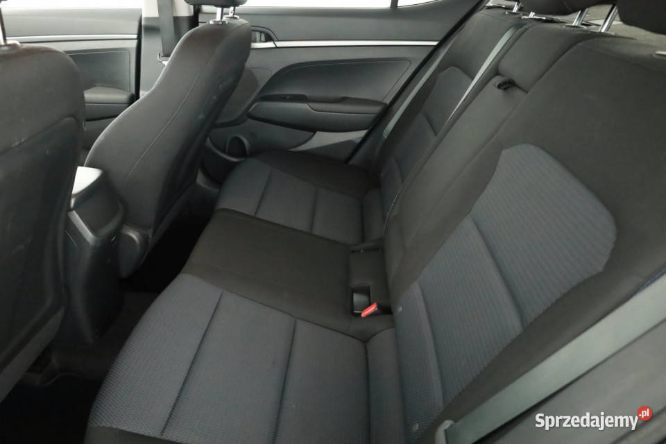 Hyundai Elantra 16 CVVT 4/5