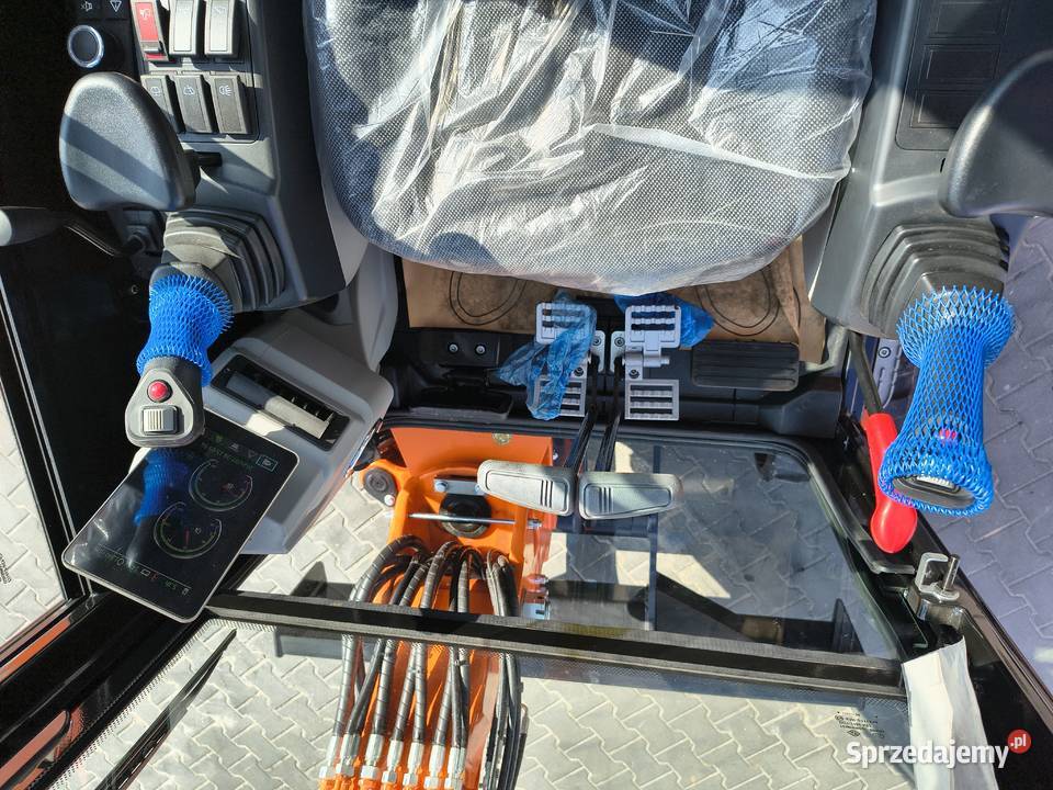 KOPARKA GĄSIENICOWA 38 TONY LONKING JCB CAT Koparki Krotoszyn