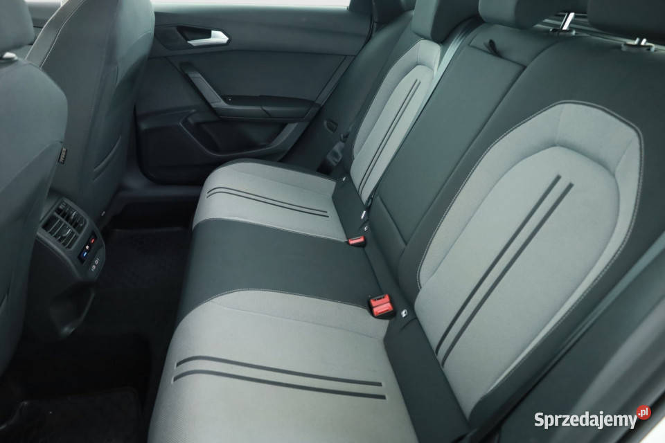 Seat Leon 15 TSI benzyna Piaseczno sprzedam