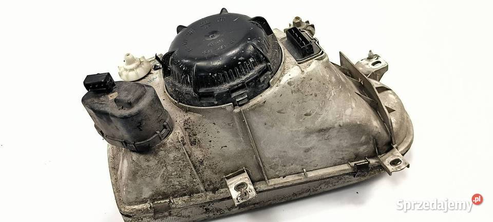 LAMPA PRAWA PRZÓD VOLKSWAGEN GOLF III 13886100 Lipno