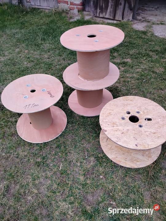 Szpule kablu małe Ostrówek sprzedam