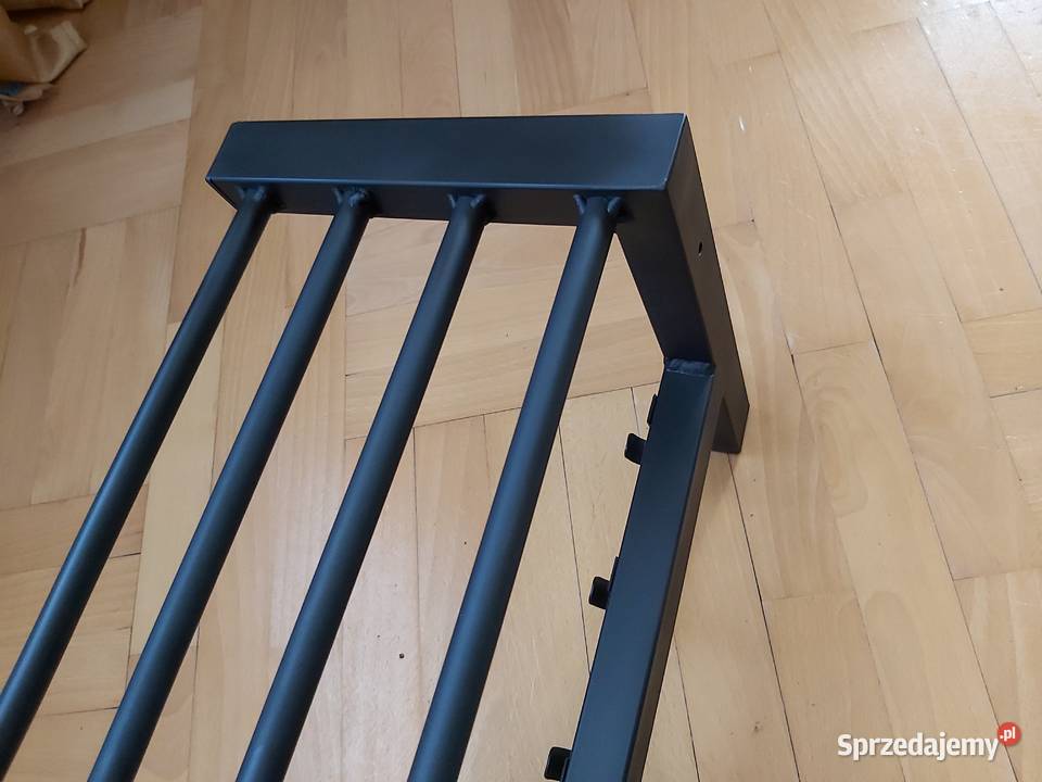 Wieszak na ubrania z półką LOFT czarny Przysietnica