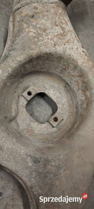 Prawy wahacz Mercedes w 123 Tarnów