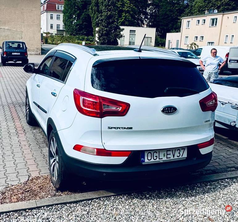Kia Sportage 20 CRDi 136 2011 Skóra Klimatyzacja 136KM Branice