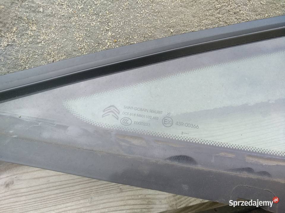 Szyba karoseryjna przód DS 5 Citroen 13r Karoseria Bieliny sprzedam