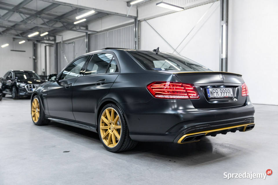 Mercedes E 63 AMG Performance Studio Special łopatki zmiany biegów Mercedes-Benz Mercedes-Benz Węgrzce
