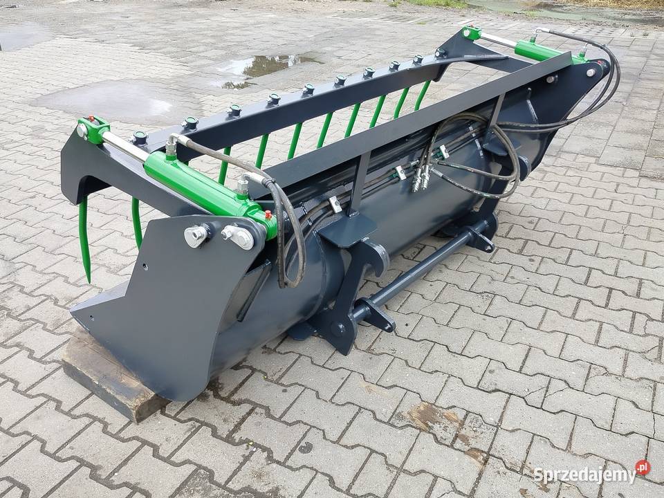 Łyżko krokodyl tur ładowarka John Deere Claas kujawsko-pomorskie Wielka Klonia
