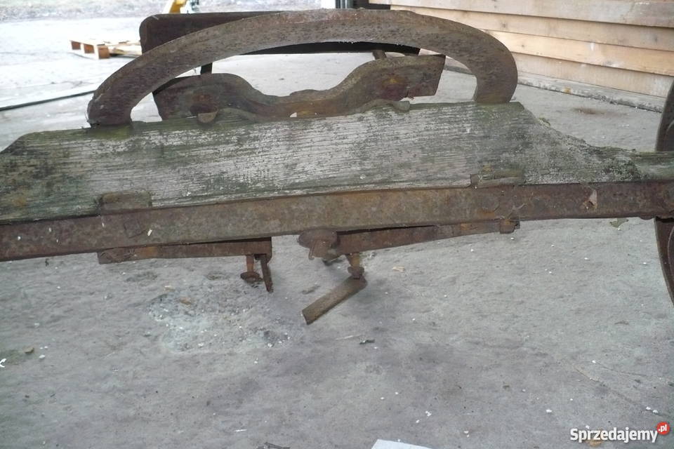 Laweta armatnia zabytek Kolo kute wojskowy armia Architektura ogrodowa Toruń