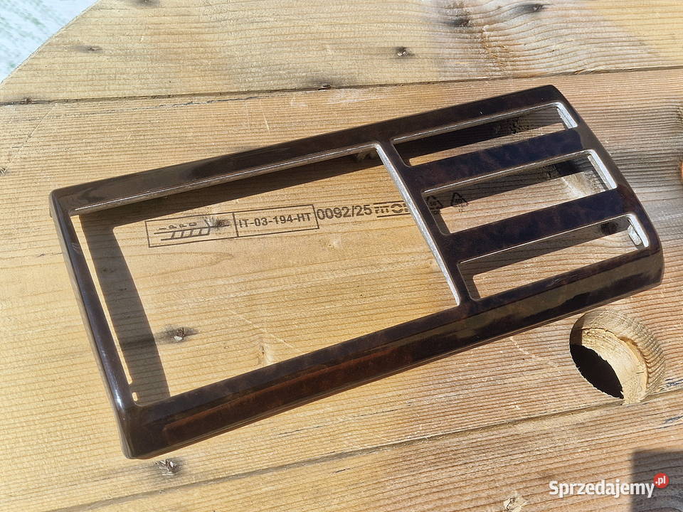 Ramka radia BMW E38 MK1 drewno orzech dekor Pabianice