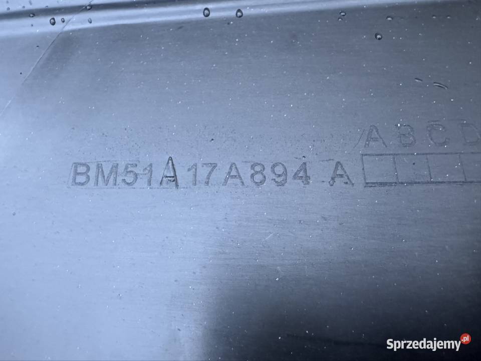 Dyfuzor spoiler dół zderzaka tył Ford focus mk3 osobowe Międzychód sprzedam