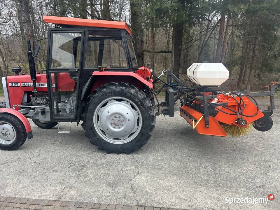 Zamiatarka drogowa usługi zamiatania Bielsko-Biała