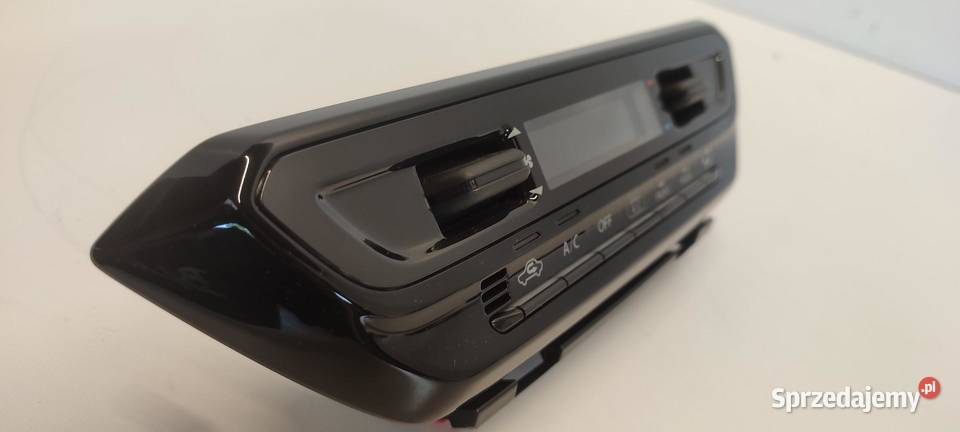 SUZUKI SWIFT MK9 PANEL KLIMATYZACJI 3951070T00 Panele sterowania, przełączniki