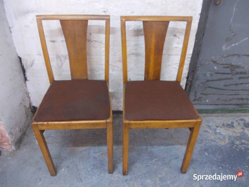 Stare drewniane krzesła PRL vintage