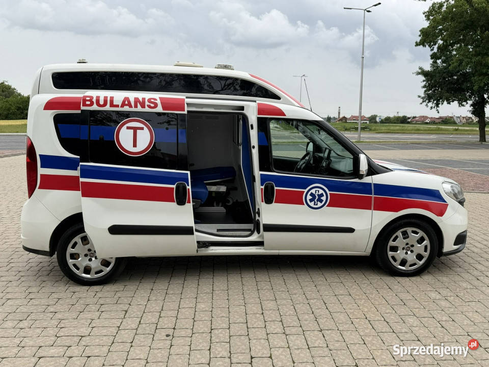 ambulansy Fiat Doblo Fiat Doblo 2016 Ambulans centralny zamek Gostyń