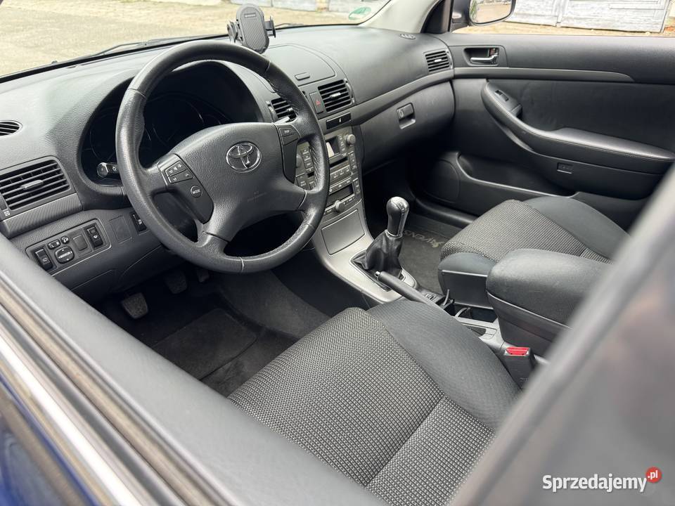 Toyota Avensis 18 132 Bogate wyposażenie 4/5 Warszawa