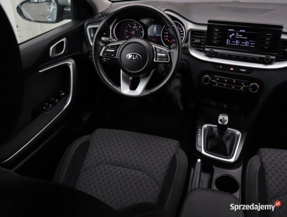 Kia Ceed 16 CRDi MHEV