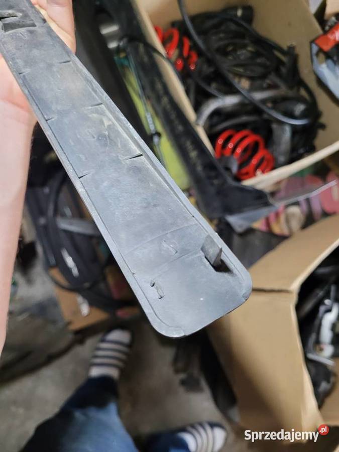 Osłona pasa przedniego zaślepka bmw e30 Kalisz sprzedam