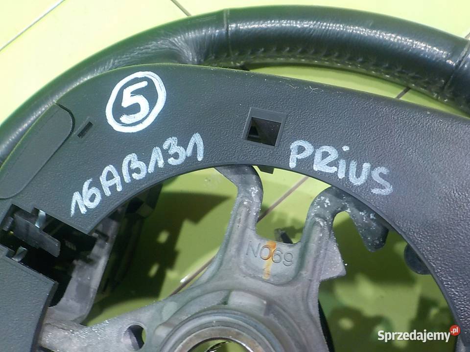 TOYOTA PRIUS II 15 VVTI AUT 07r HB 5D kierownica Suków