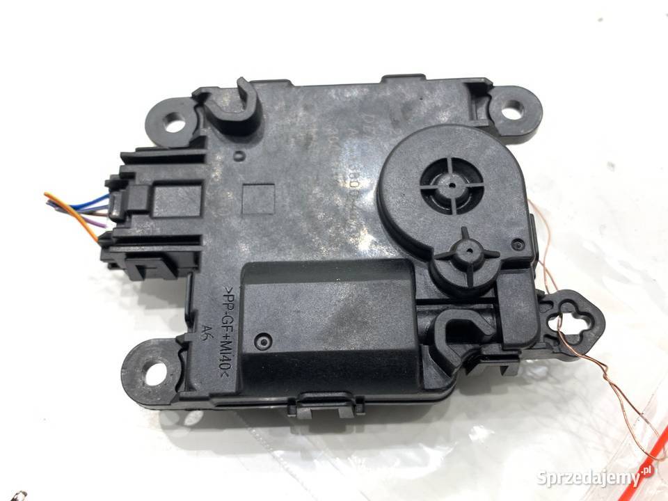 SILNIK NAGRZEWNICY FORD AA1138004870 FOCUS IV