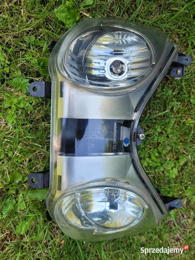 Lampa przód reflektor Piaggio Carnaby 125 sprzedam