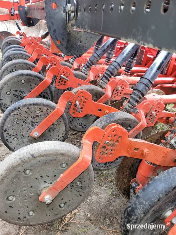 Agregat uprawowo siewny kuhn 3000 mazowieckie Nur