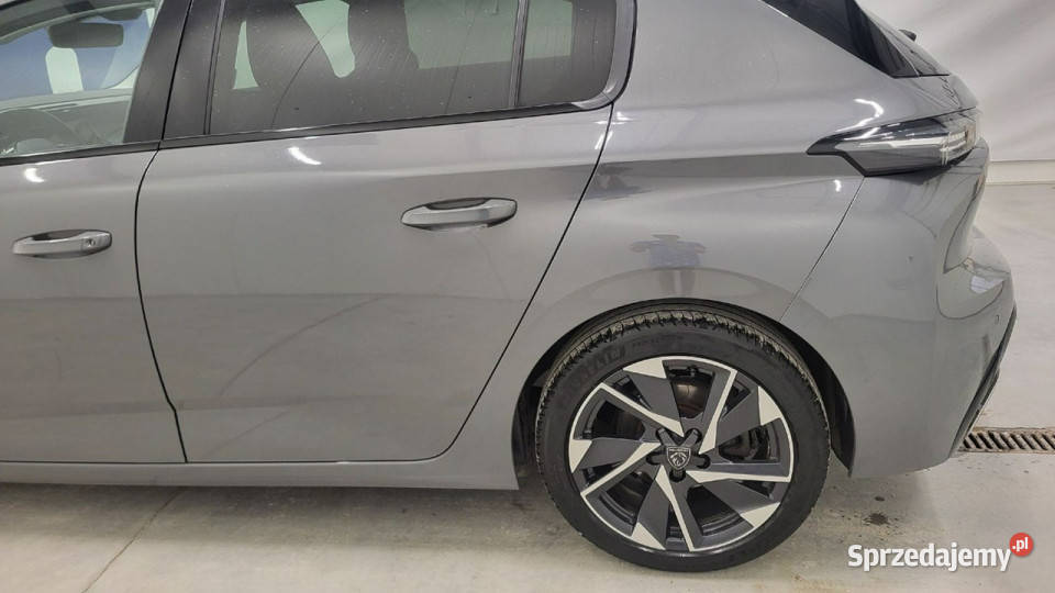Peugeot 308 12 PureTech Allure SS T9 20142021 Rok produkcji 2024 Grójec sprzedam