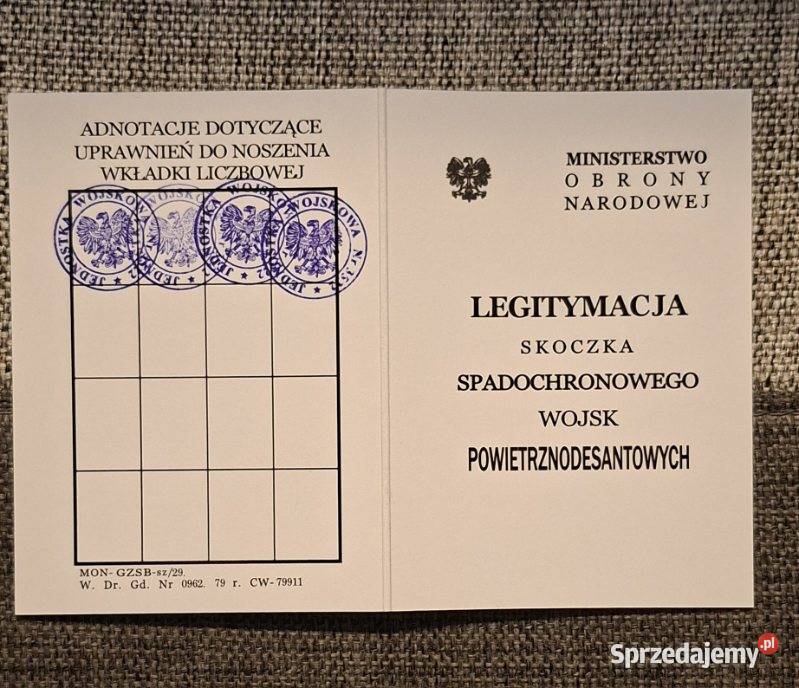 Legitymacja skoczka spadochronowego i Militaria lubelskie Stasin