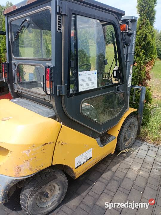 Wózek widłowy komatsu FD2517 nowyniski przebieg świętokrzyskie Bodzentyn
