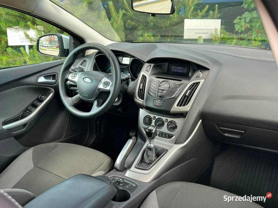 Ford Focus GWARANCJA 16 benzyna 150 MANUAL wspomaganie kierownicy Warszawa sprzedam
