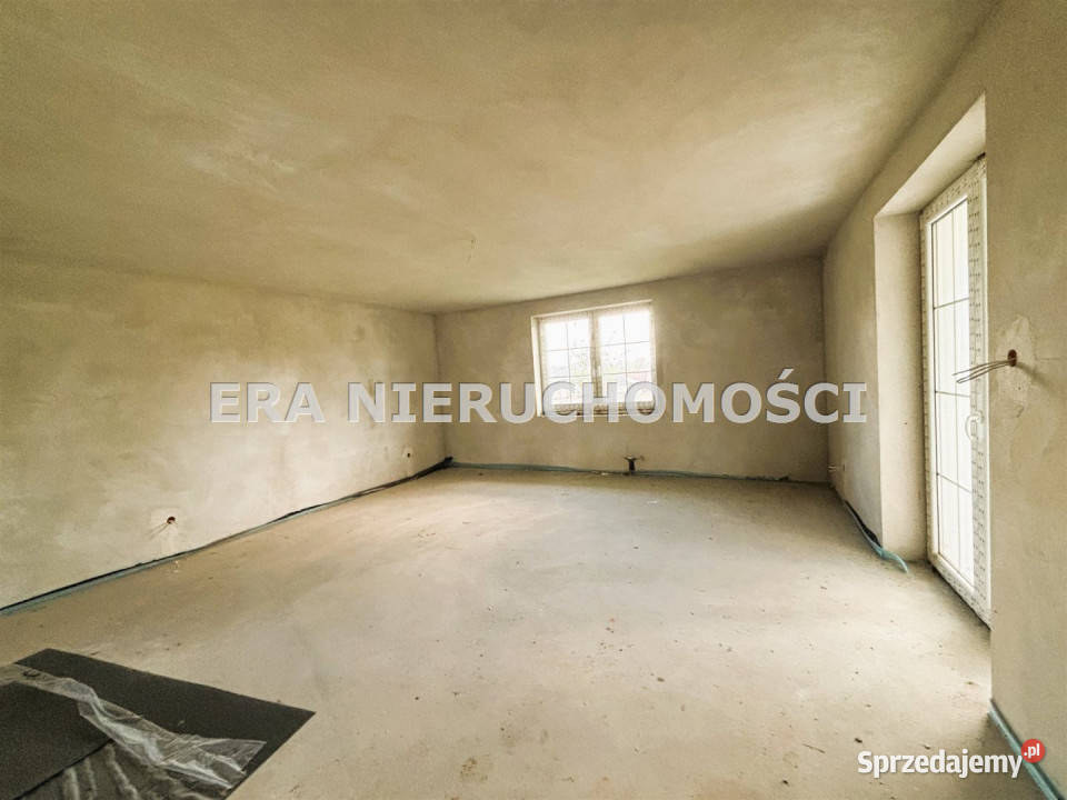 Dom wolnostojący 307m2 Klepacze 850m2