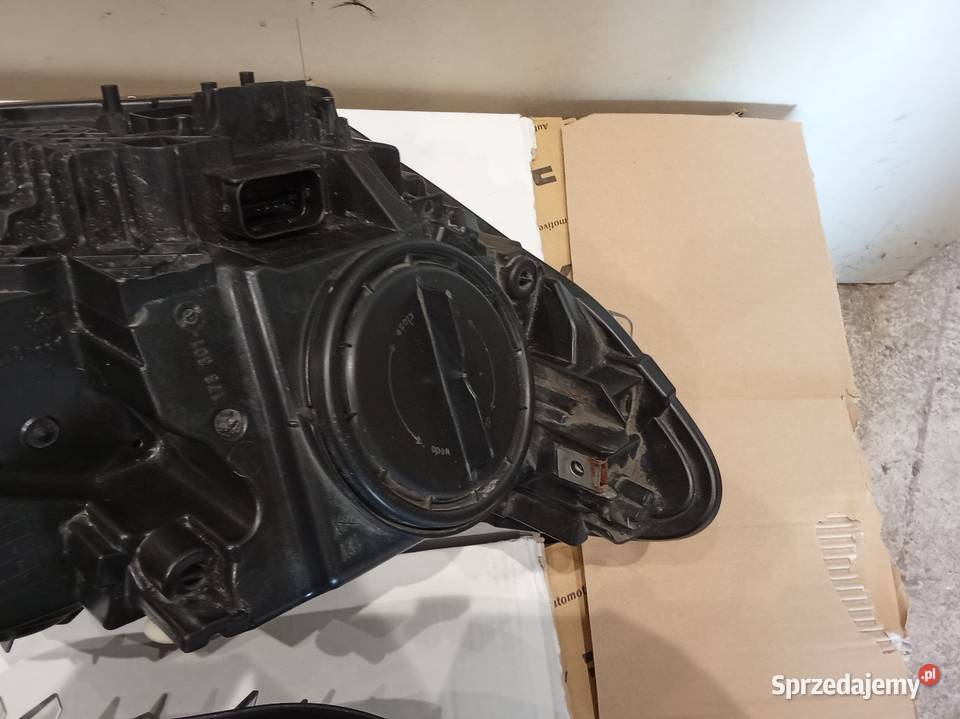 BMW1F20F21HELLA REFLEKTORY KOMPLET LEWY I PRAWY Kamieniec Wrocławski