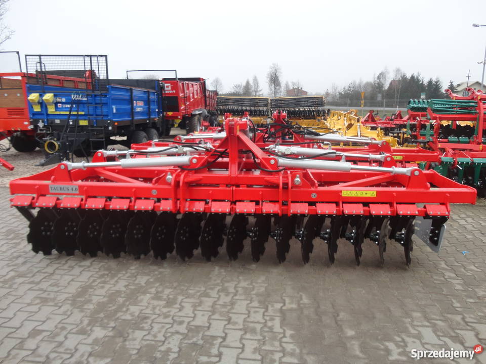 Brona talerzowa uprawowościerniskowa Taurus 25m Kozenin