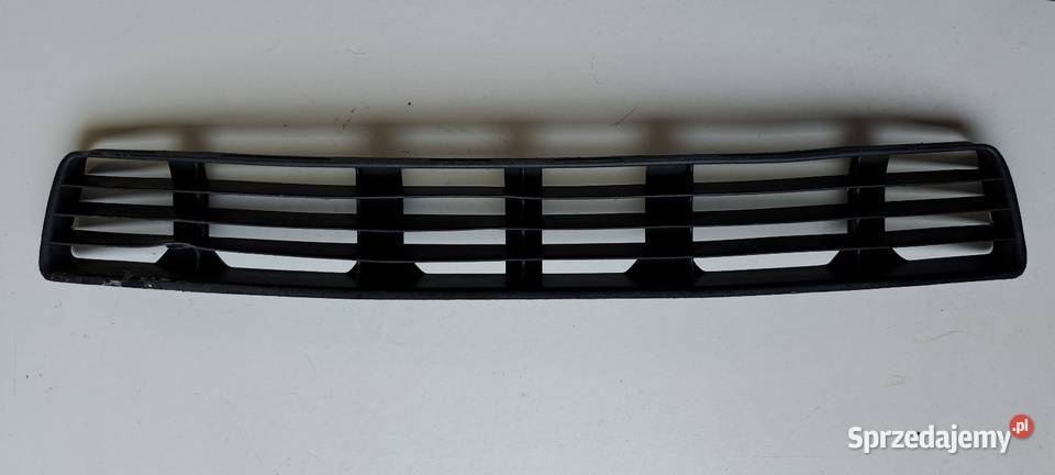 Dolna kratka zderzaka 8D0807683 8D0807683E Audi osobowe Luzino