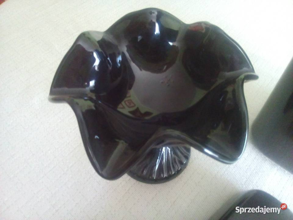 Wazon cukiernica z falbanką na stopce popielnica Częstochowa