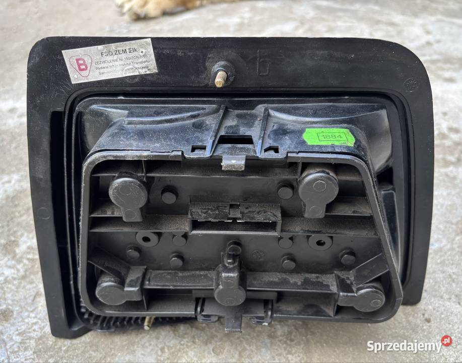 Polonez Cargo Lampa Tylna lewa Sprawna lewe Gorzów Wielkopolski