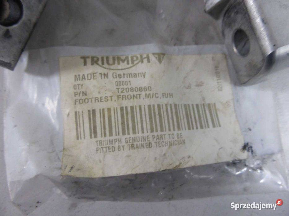 Triumph 955i podnózki pasażera A318 Poznań