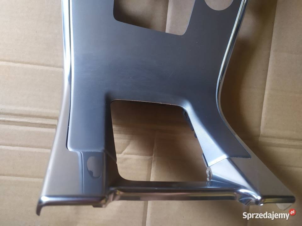 Volvo xc60 lift dekor ramka dekory 2017r Rok produkcji 2017 Ksawerów