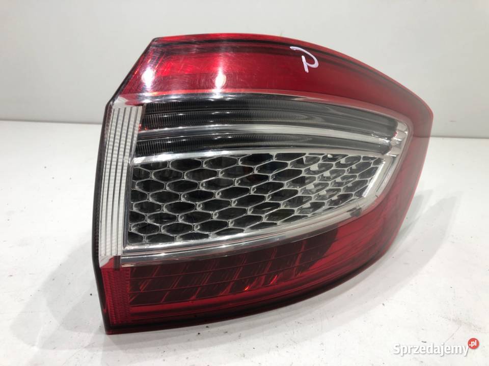 LAMPA PRAWY TYŁ FORD MONDEO MK4 Kombi 0715 osobowe