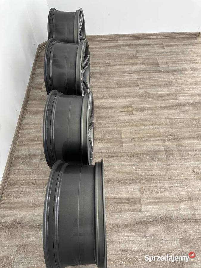4Nowa felga aluPorsche OE MACAN TURBO 95B aluminiowe Gorzyce