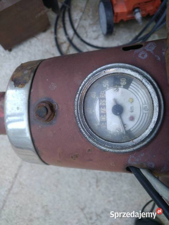 Motorower Komar 232 sztywniak na pedały silnik