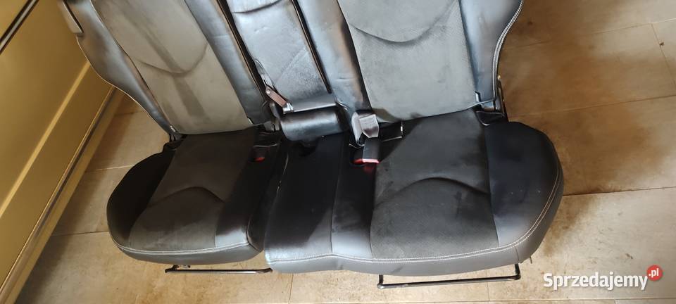Kanapa tył przesuwna Toyota Rav bagażnik Jelenia Góra