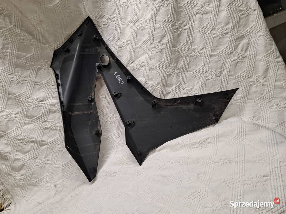 Honda CBR 650R Owiewka Lewa Obrzycko C583