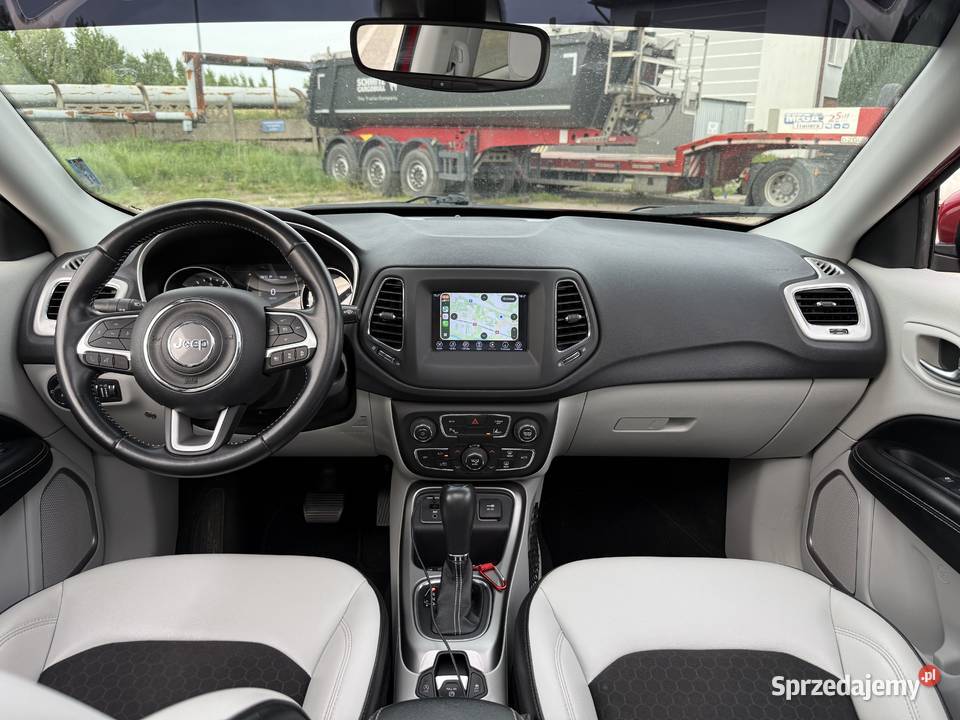Jeep Compas 24 BENZYNA Automat Nawigacja Kamera immobilizer Compass Konin sprzedam
