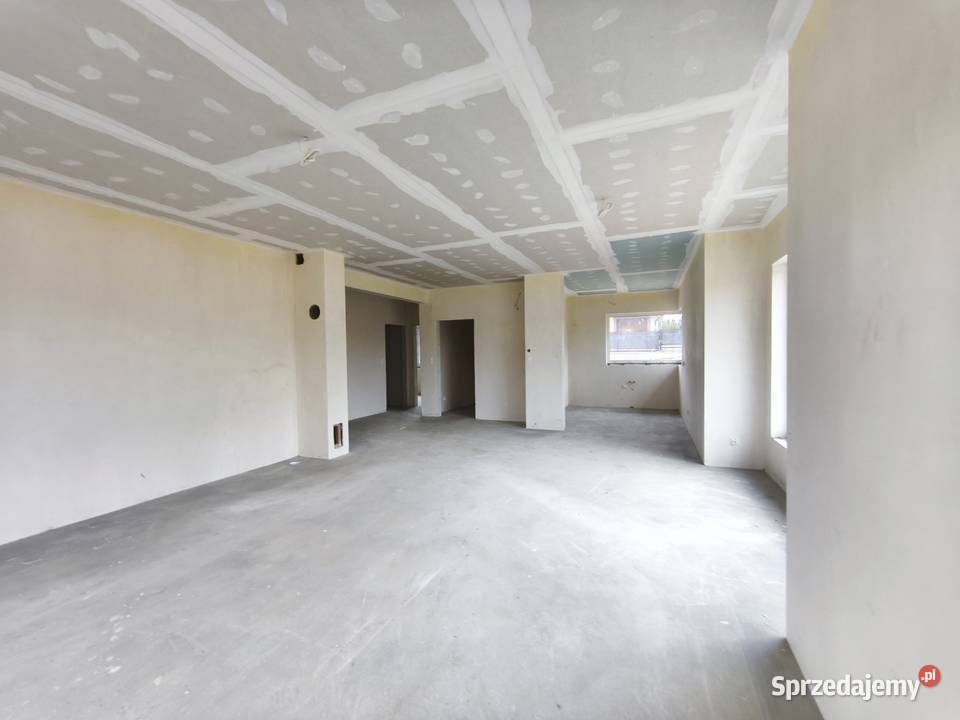 Bungalow z dużą działką 141m2 Gowino