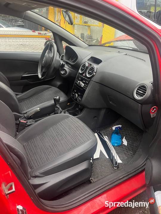 Powypadkowy Opel Corsa 14 D mazowieckie Warszawa