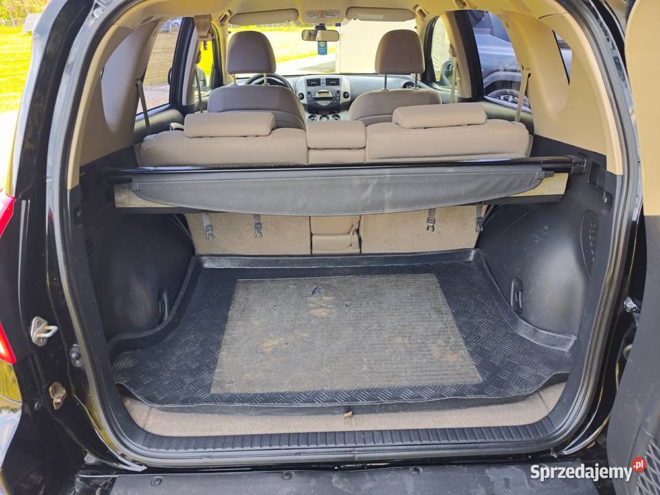 Toyota RAV4 22 D4D salon Polska trzeci Łódź