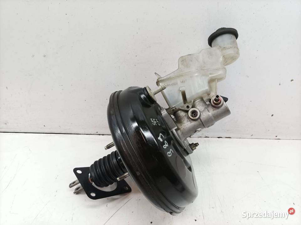 POMPA HAMULCOWA SERWO 13101018520 Toyota VersoS