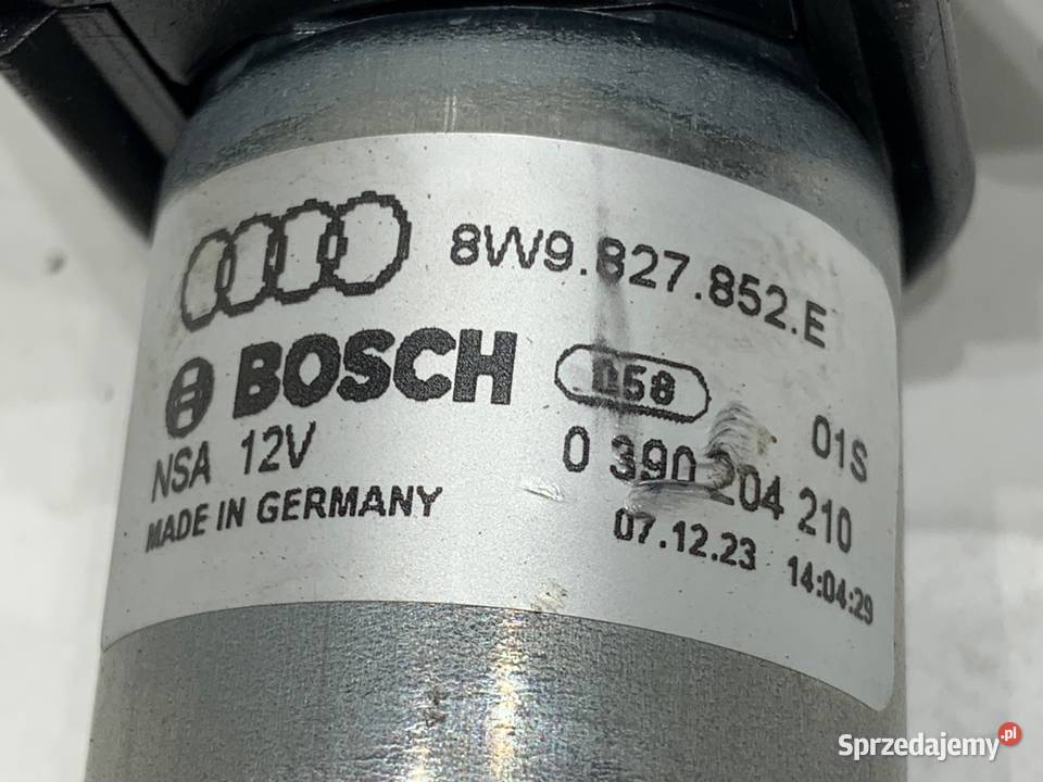 SIŁOWNIK KLAPY BAGAŻNIKA PRAWY AUDI A4 B9 Siłowniki