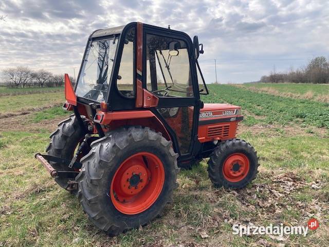 Kubota 40 4x4 sadowniczy Bielecha